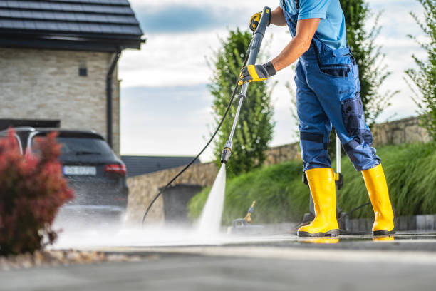 Why Choose Our Certified Pressure Washing Experts for Your Project Needs in Robinhood, MS?